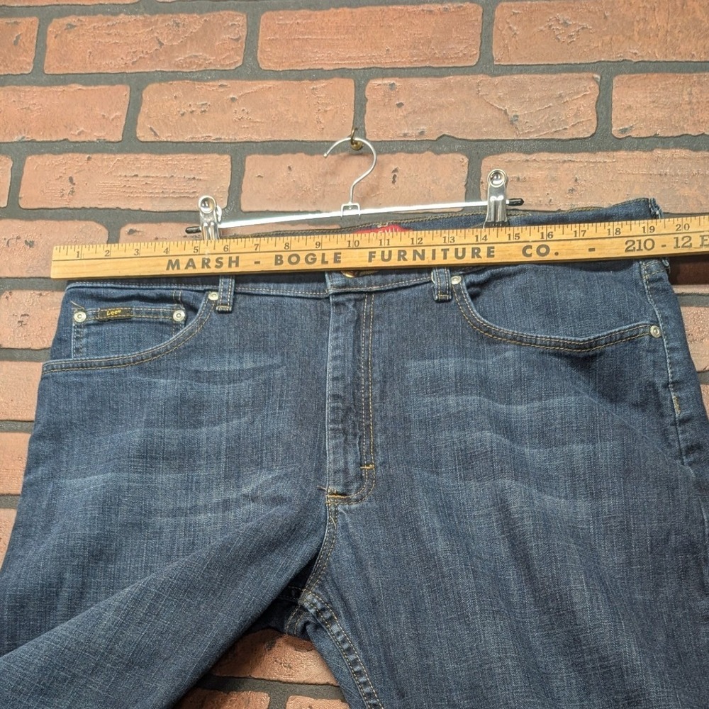 Lee Men's 38x32 Premium‎ Select Dark Wash Straight Leg Jeans - Picture 7 of 13
